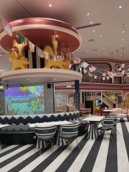 -奈尔宝家庭中心·亲子餐厅(鄞州万达店)