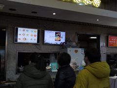 门面-红鼻子桂林米粉(金唐新光界店)