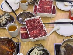 -杨老板·海鲜集市火锅·鲜切牛肉(中防万宝店)