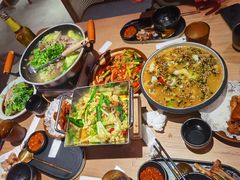 -川堂风·跷脚牛肉·乐山爆炒(宝山日月光店)