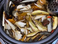 -菌之家·专业纯野生菌火锅·特色炒菌