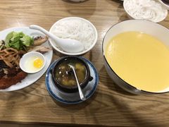 -德致祥云南过桥米线(云天小苑店)