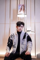 -AURAS璈然科技护肤中心
