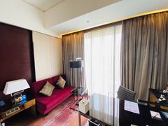 -广州天河希尔顿酒店