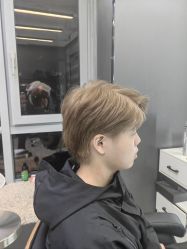 -藤野造型烫发染发