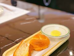 餐前开胃面包-1981牛排西餐厅(海信店)