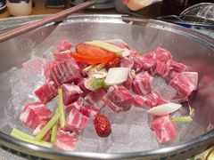 -娜仁图雅蒙古美食村(33小镇店)