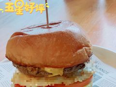 -Thanks美式餐厅(汉堡咖啡店)