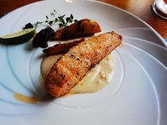 香煎三文鱼-香草意餐厅(杏石口路店)