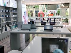 -荣耀授权专卖店(黄浦浙江中路店)