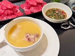 -鲜入唯煮·港式海鲜牛肉火锅(金宝街店)