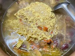 -威邵鸡煲(西华路总店)