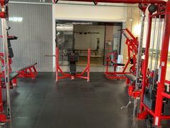-极客游泳健身(王府井店)