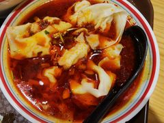 -八二小区抄手(龙湖上城天街店)