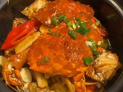 美味膏蟹煲小煲仔-十面欢腾·海鲜面·台式Bistro(长乐路店)