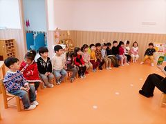 -小门牙好性格托育(北外滩中心)