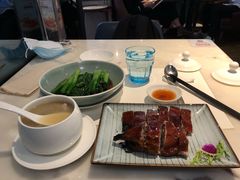 -港丽餐厅(高德置地店)