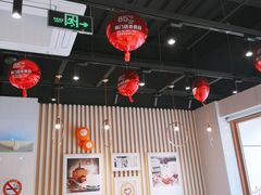 -85度C(生甜甜圈研究工坊·上海局门店)