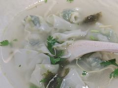 -琴岛顺天馄饨(营口路市场店)