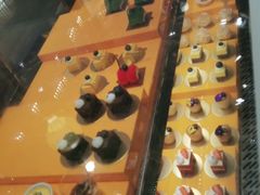 -武汉世茂希尔顿酒店·汇·全日餐厅