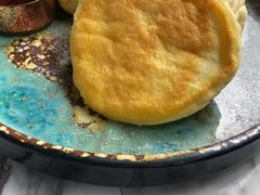 爆浆蜂蜜鸡蛋糕-The Rug Cafe(王府中环店)
