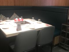 卡座-海底捞火锅(万丰桥店)