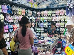 -西北轻工批发市场
