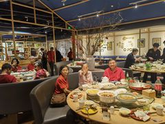 -渝信川菜 · 川味家常菜(财富购物中心店)