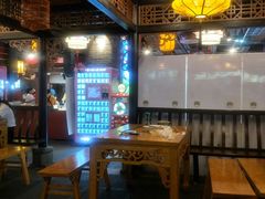 -八一路好吃街(雨田商务大厦店)