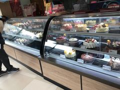 面包甜点陈列柜-85度C(生甜甜圈研究工坊·上海平凉店)