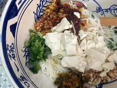 -蜗牛小馆醉乡民谣云南菜(惠新西里店)