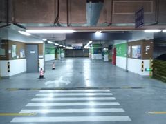 -近铁城市广场-停车场