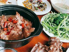 -宝瑞门钉肉饼店