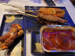 -钳小柒·小龙虾蓝龙王烧烤夜宵(长寿路店)