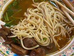 红烧牛肉面-金杨拉面王小吃面馆·牛三宝面·红烧牛肉粉