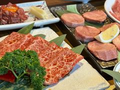 -炼火烤肉店