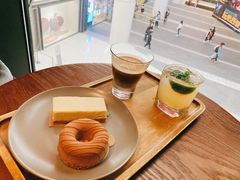 星巴克星享小点甜心小点-星巴克臻选(世茂广场店)