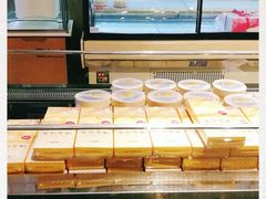 面包甜点陈列柜-味多美蛋糕(航天桥店)