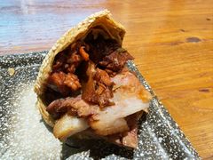 -老天桥酱肉烧饼夹肘子(天桥店)