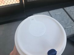 -瑞幸咖啡(巴黎春天陕西路店)