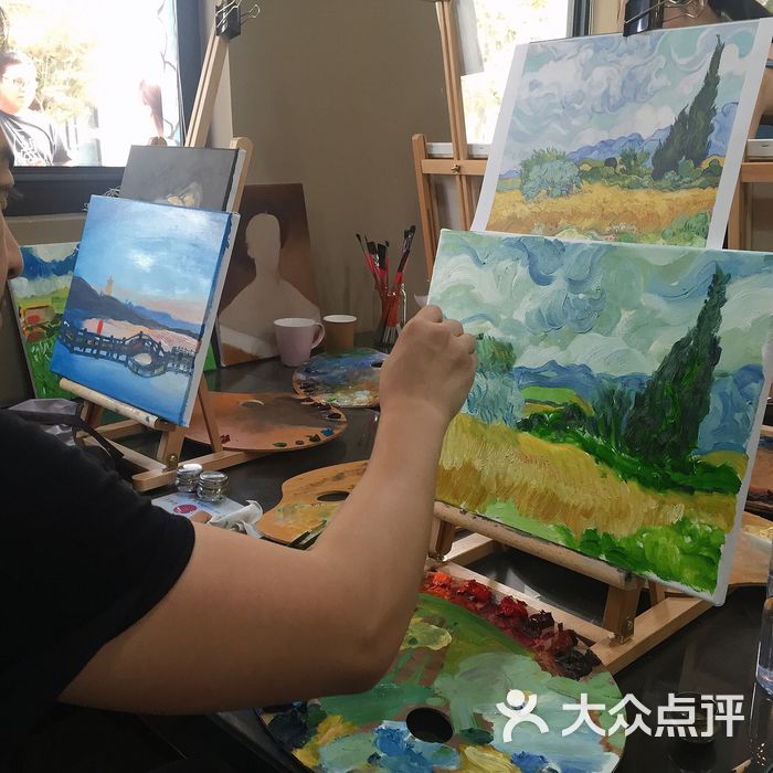 尘薇绘画工作室