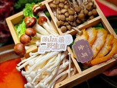-廖掌柜·重庆鲜货火锅(上海首店)
