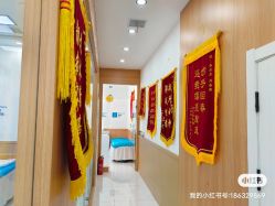 -靓芙泉专研痘痘肌