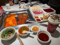 -海底捞火锅鲜切牛肉主题店(长寿路店)