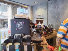 -BE NORMAL CAFE(霞溪路店)