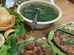 -沐毫傣泐云南菜孔雀宴•手抓饭傣味烧烤(曼听公园店)