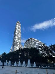 -变画·发型STUDIO