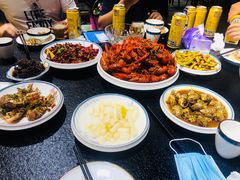 -三妹小龙虾·黄油蟹(华侨城总店)