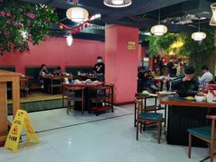 大堂-渔香岛美蛙鱼头火锅(威清路店)
