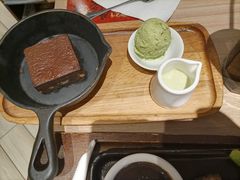 冰火瀑布布朗尼-必胜客(北苑路店)
